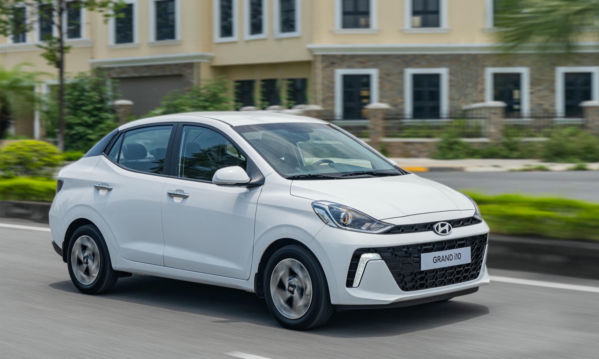 Hyundai Grand i10 mẫu xe đ&ocirc; thị kinh tế dễ tiếp cận 