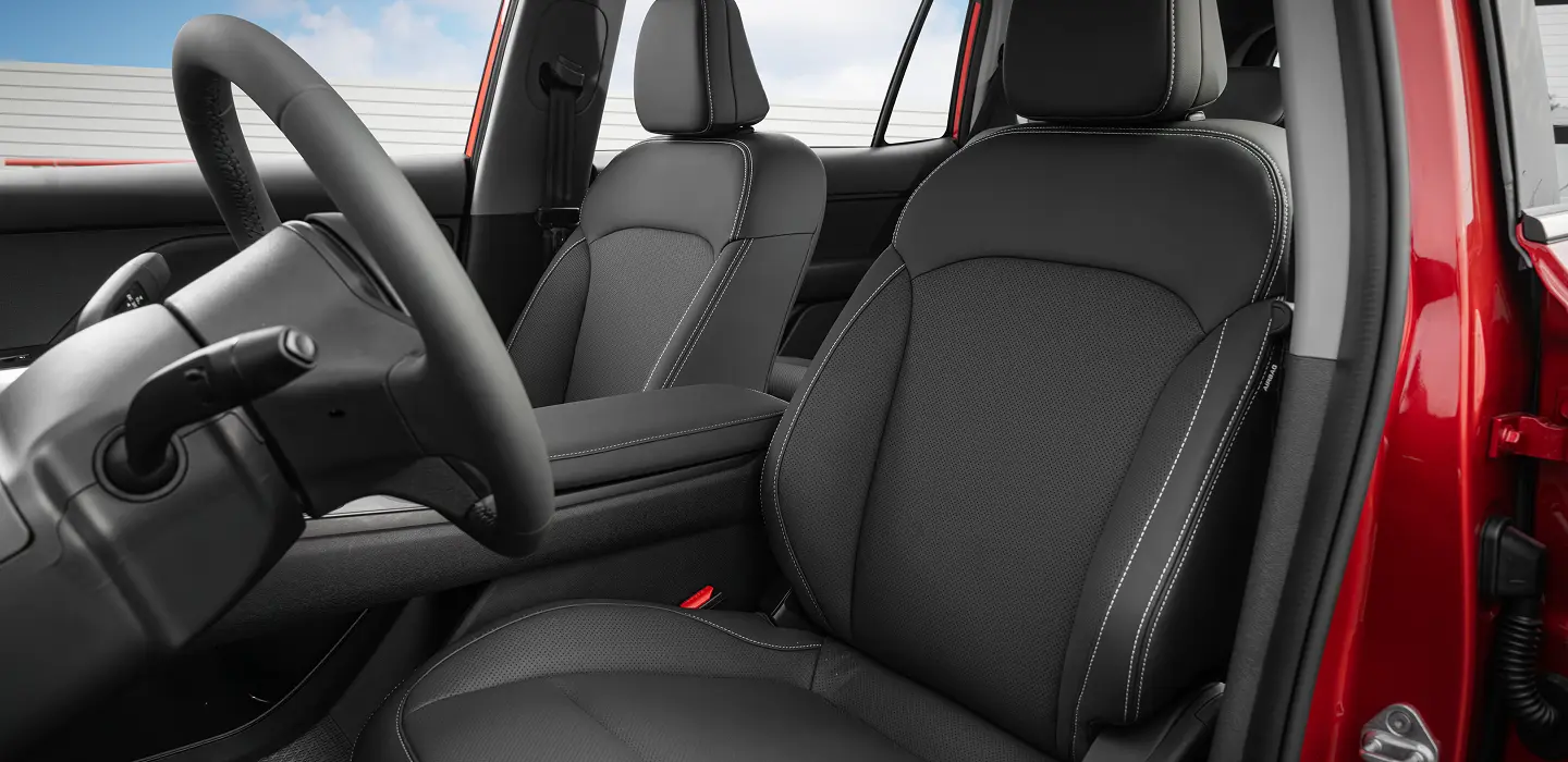 Nội thất MPV 7 được thiết kế rộng r&atilde;i trang bị đầy đủ Apple Carplay v&agrave; Android Auto 