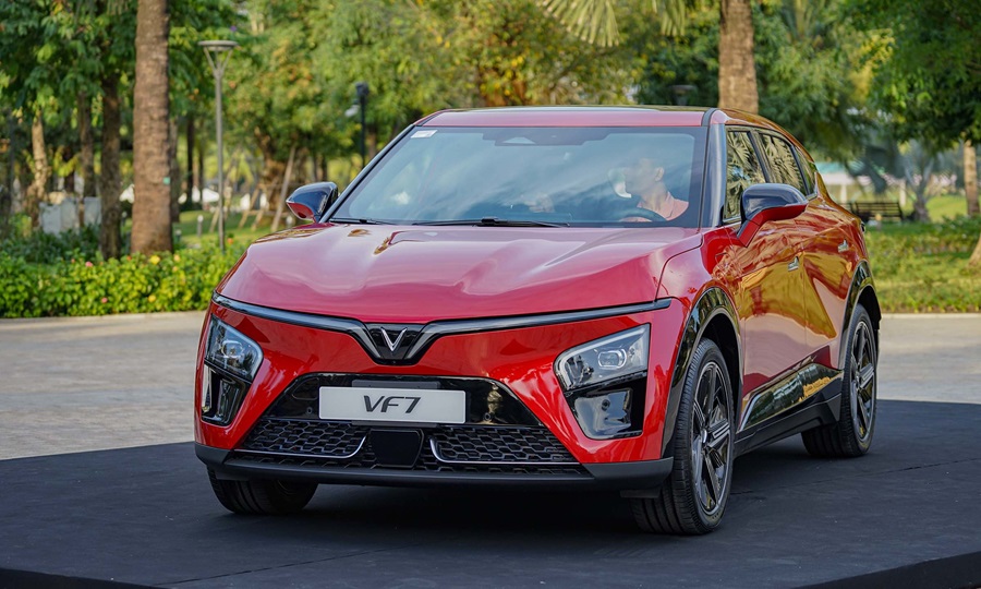 VF 7 ch&iacute;nh thức c&oacute; mặt tại Ấn Độ 