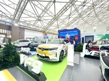 VinFast góp mặt tại Tuần lễ Công nghiệp & Công nghệ Việt Nam 2025 – Dấu ấn công nghệ xanh giữa lòng Hà Nội